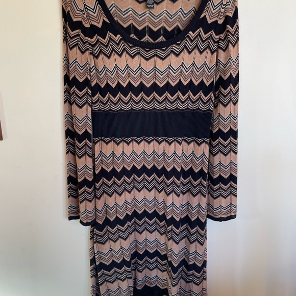 INC International Zigzag Sweater Dress - Picture 2 of 8